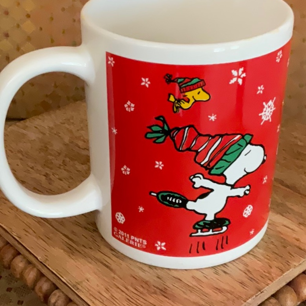🌸3 for $18 🌸 Snoopy & Woodstock Christmas Seasons Greetings Coffee Mug, 2011 - Picture 9 of 9